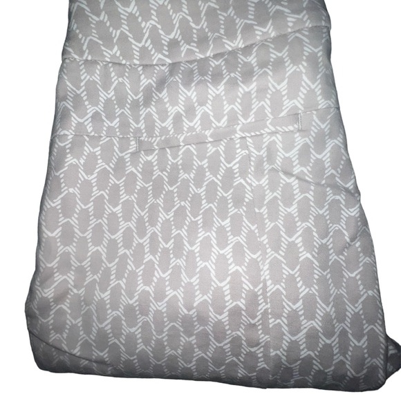 Adrianna Papel Geo print cigarette pant - Picture 5 of 5